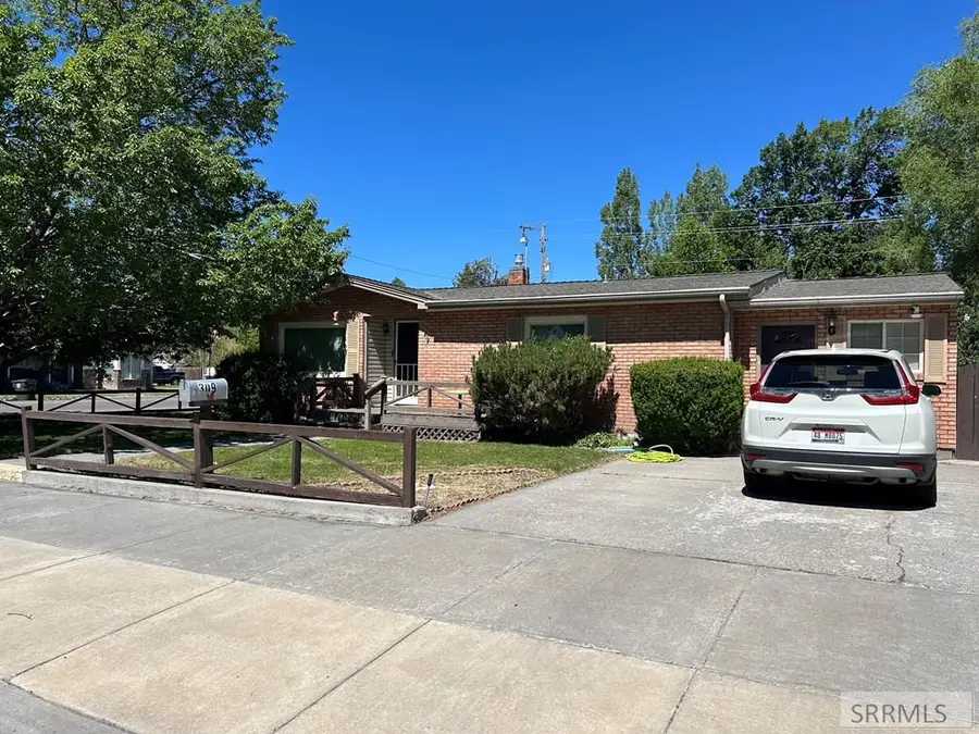 309 Fisher Avenue, Blackfoot, ID 83221 - #2