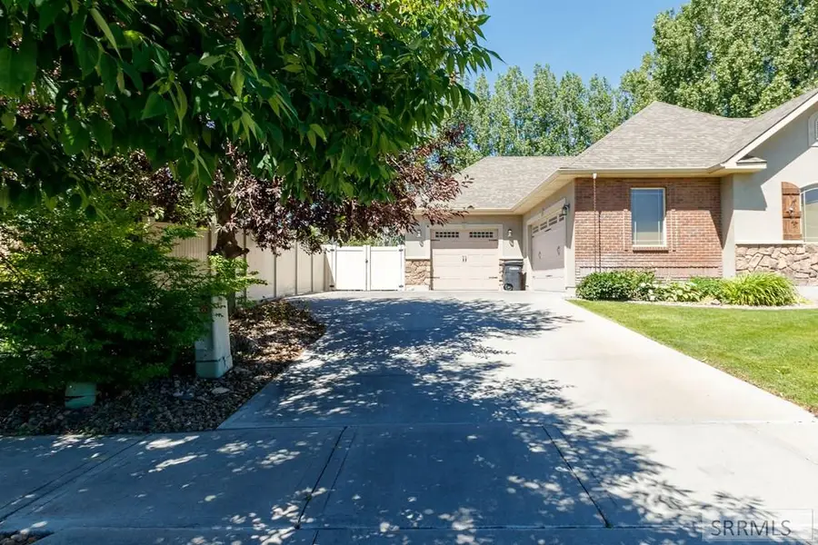 2054 Castelli Drive, Ammon, ID 83401 - #2
