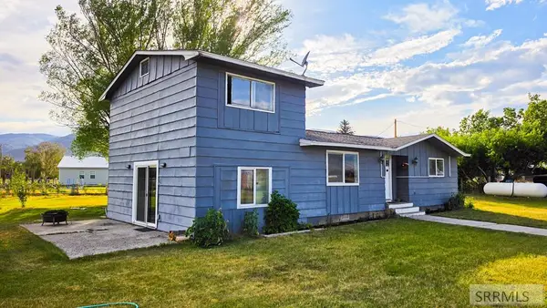 3343 3145 N, MOORE, ID 83255