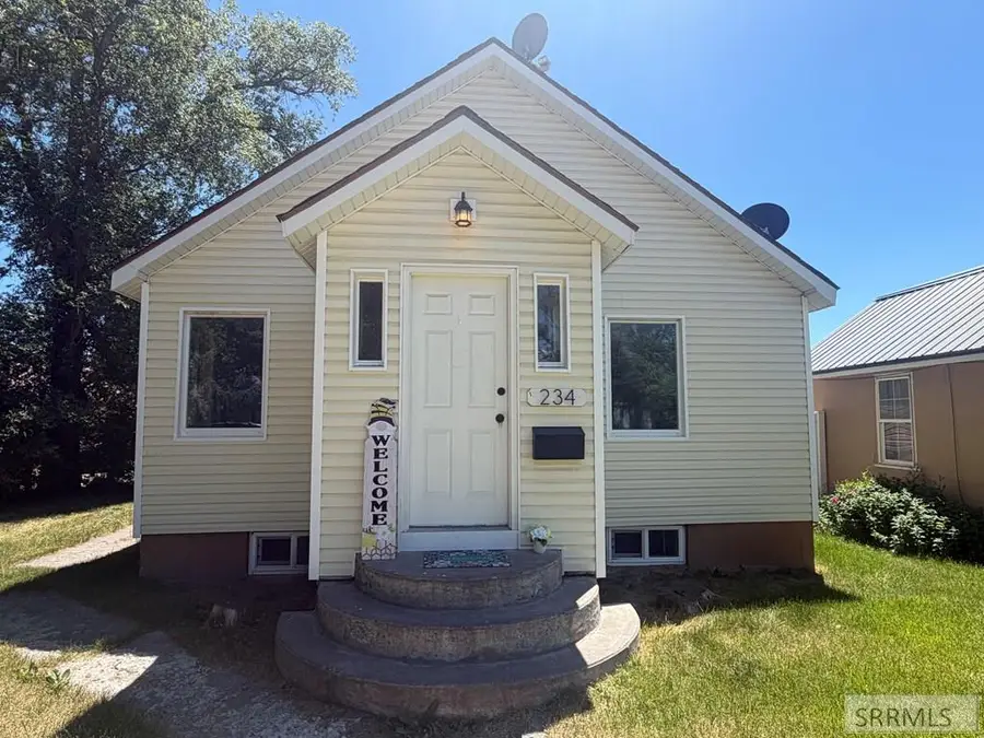 234 E 1st N, Rigby, ID 83442 - #2