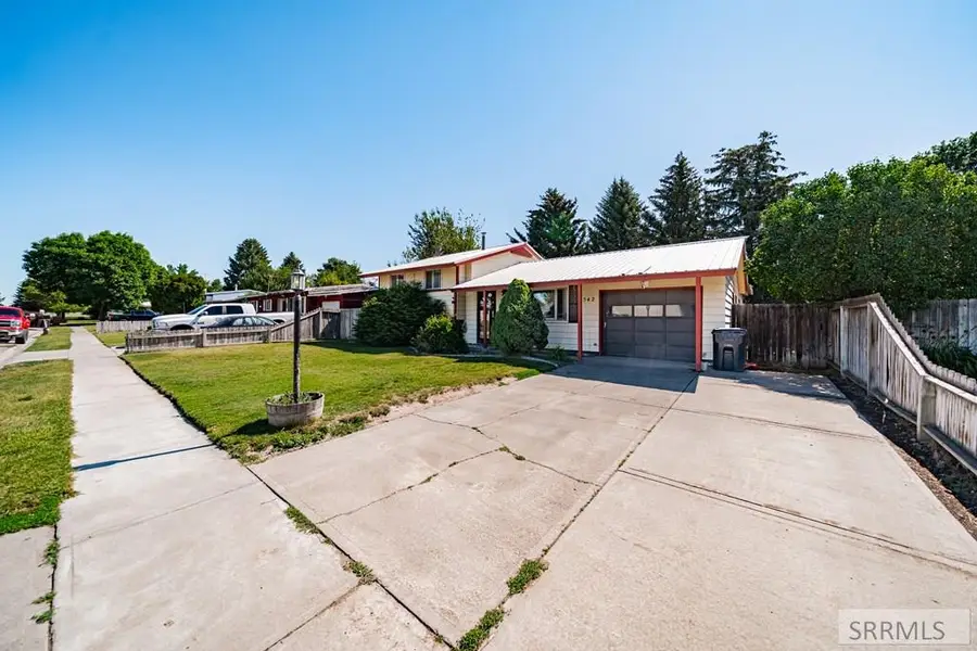 542 Starlite Avenue, Idaho Falls, ID 83402 - #2