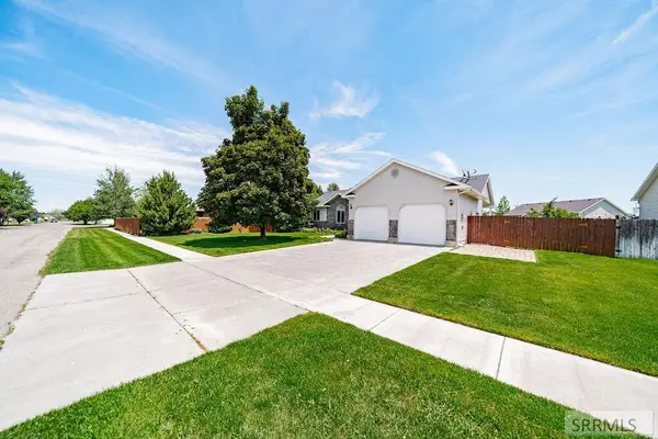 363 Heath Lane, IDAHO FALLS, ID 83401