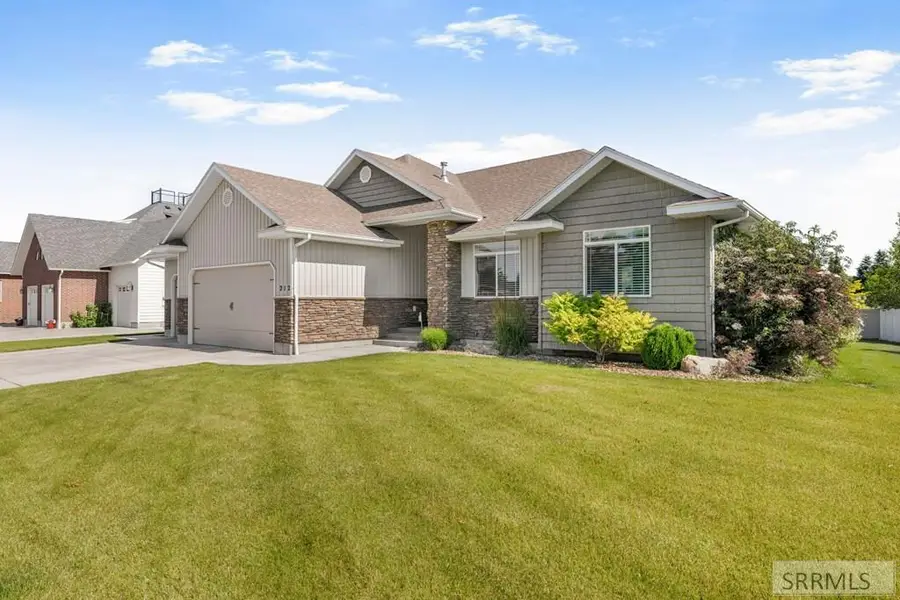 212 Calistoga Drive, Idaho Falls, ID 83404 - #3
