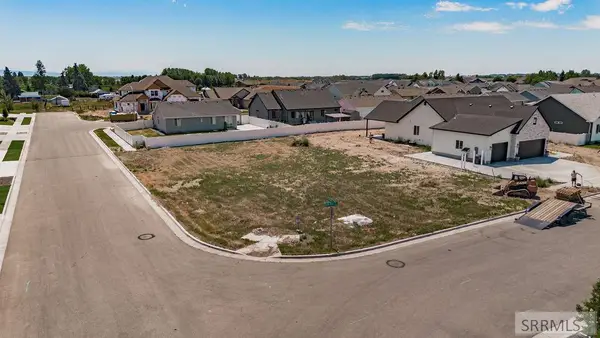 444 Saddle Rock Lane, IDAHO FALLS, ID 83401