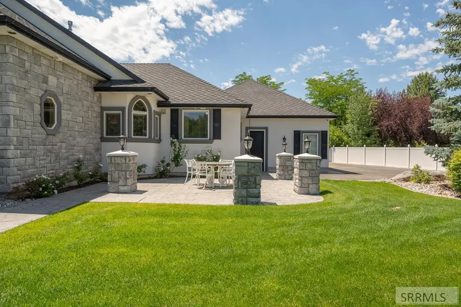 4020 Canterbury Way, Idaho Falls, ID 83404 - #3