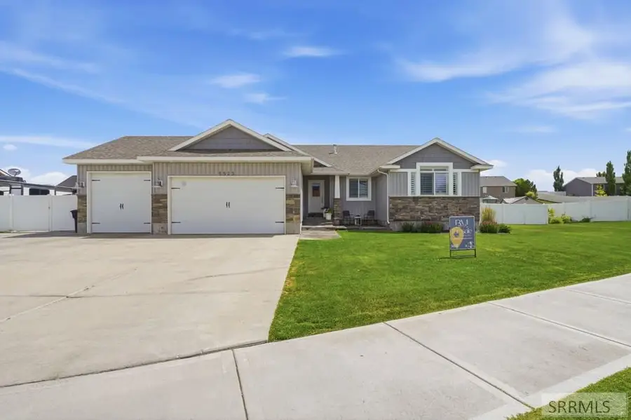 5523 Lakefield Cir, Ammon, ID 83406 - #3