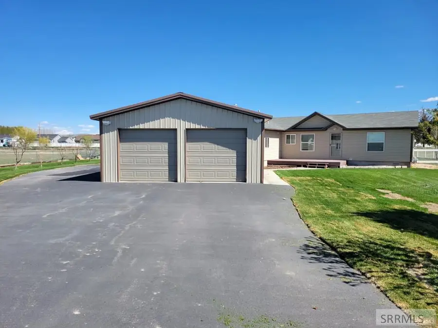 3125 Niel Drive, Ammon, ID 83406 - #2