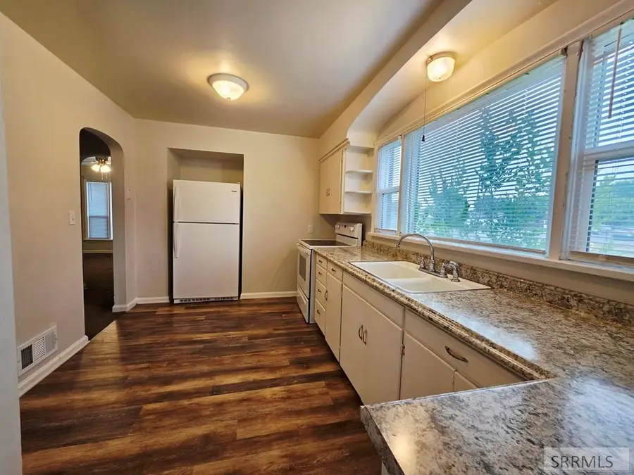 1710 Higbee Avenue, Idaho Falls, ID 83404 - #2