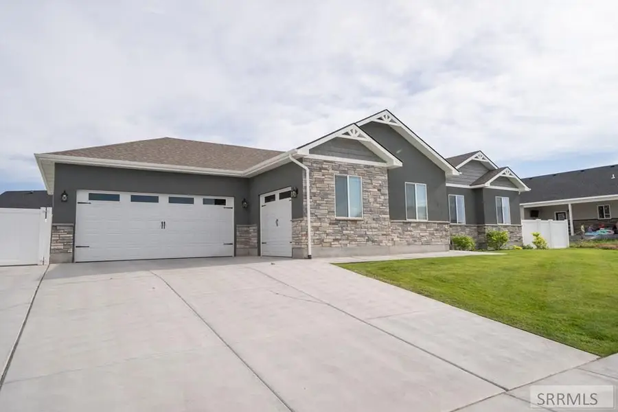 4828 Luxor Drive, Idaho Falls, ID 83401 - #2