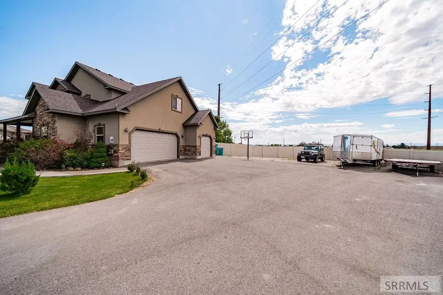 2424 Timberview Circle, Idaho Falls, ID 83401 - #3