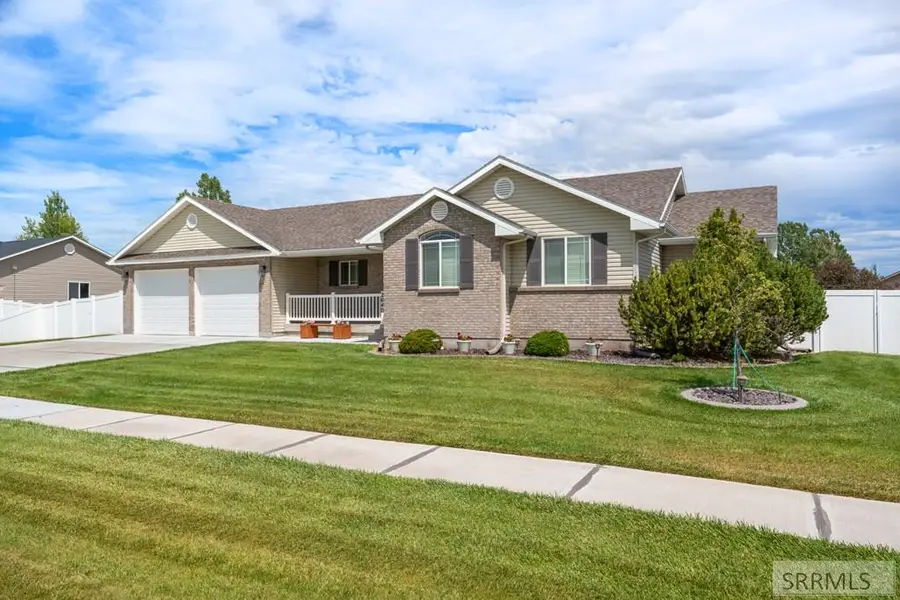 2640 Aqua Marine Drive, Idaho Falls, ID 83401 - #2