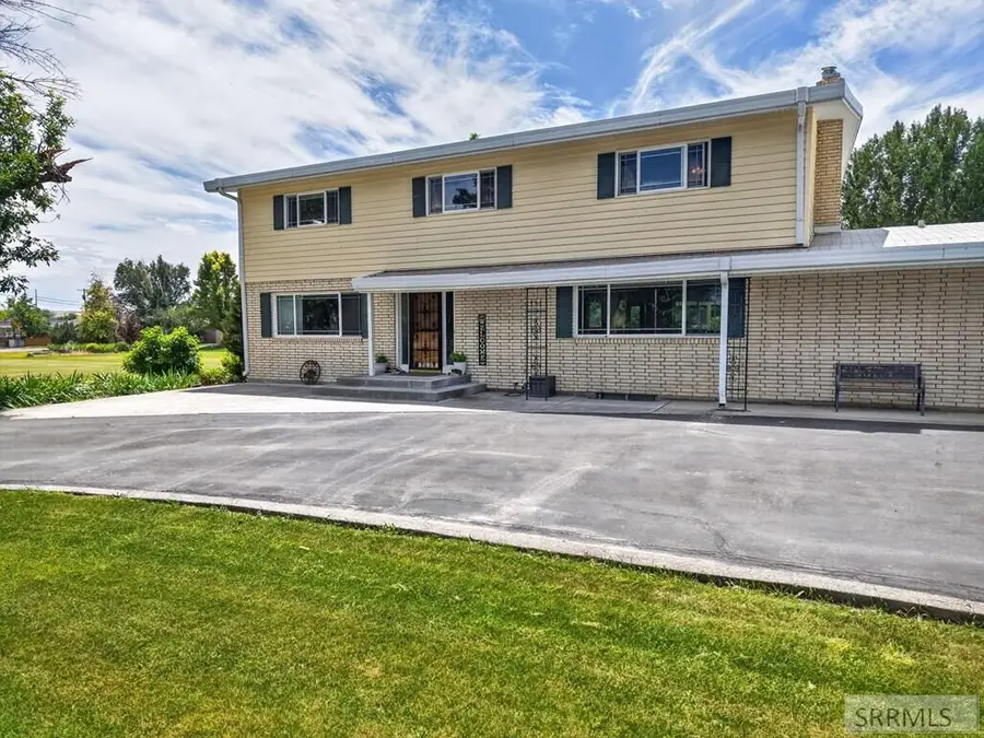 1385 Shilling Avenue, Blackfoot, ID 83221 - #3