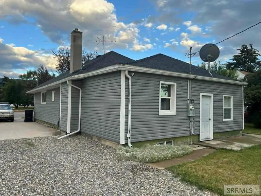 906 Main Street, Grace, ID 83241 - #3
