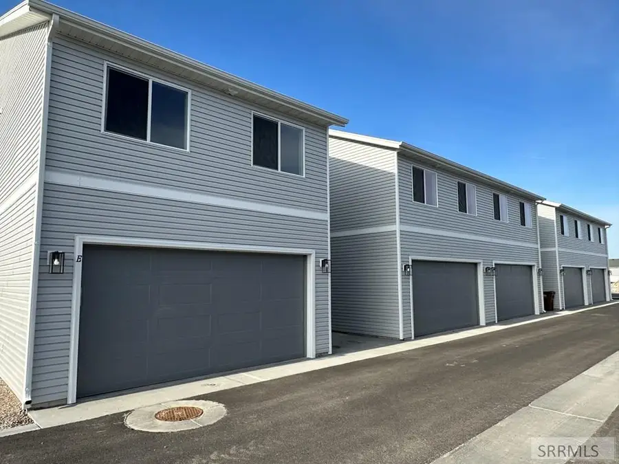 5540 Trueman St #B, Chubbuck, ID 83202 - #2