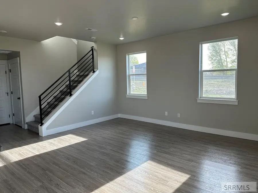 5540 Trueman St #B, Chubbuck, ID 83202 - #3