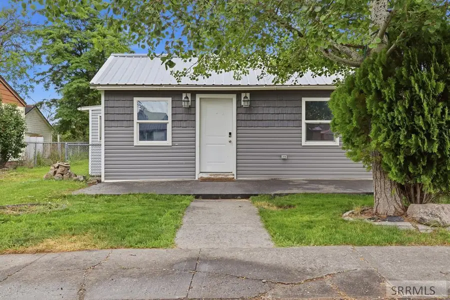 640 1st W, Ririe, ID 83443 - #2