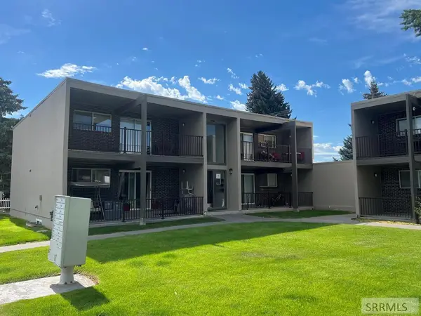 1460 Benton Street #16, IDAHO FALLS, ID 83401
