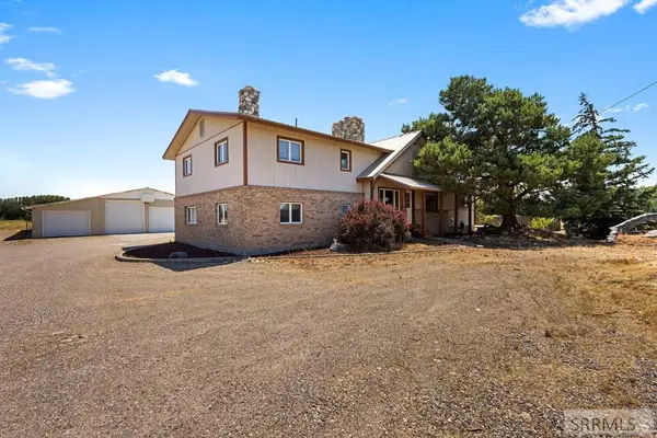 11077 S 5th W, SHELLEY, ID 83274