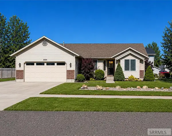 2221 Frontier Drive, IDAHO FALLS, ID 83406