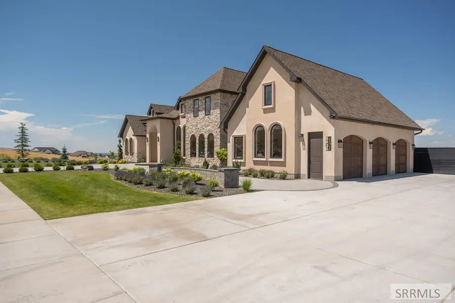 3262 Granger St, Ammon, ID 83406 - #3