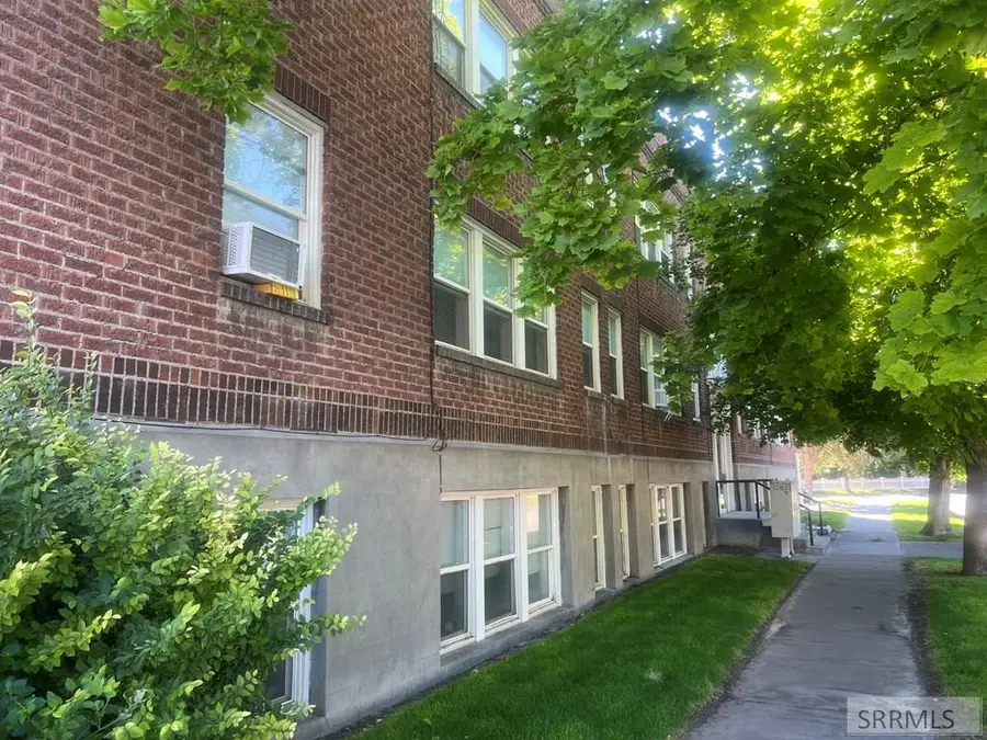 525 Walnut Street #27, Idaho Falls, ID 83402 - #2