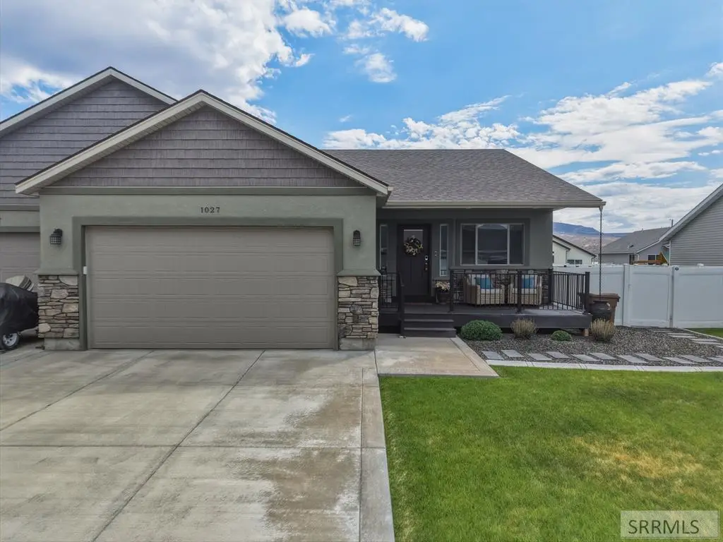 1027 Pinewood Avenue, Chubbuck, ID 83202 - #1
