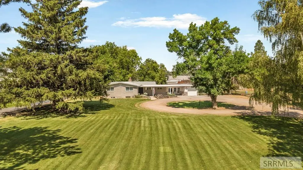 1355 Shilling Avenue, Blackfoot, ID 83221 - #1