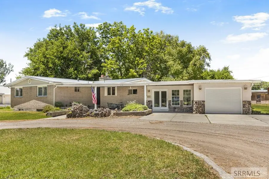 1355 Shilling Avenue, Blackfoot, ID 83221 - #3