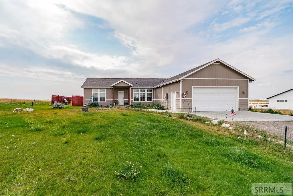 563 3000 E, Saint Anthony, ID 83445 - #1