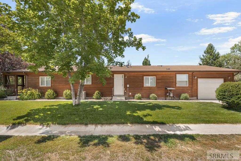 381 3rd N, Saint Anthony, ID 83445 - #1
