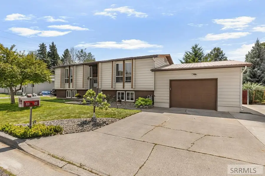 560 Targhee Street, Saint Anthony, ID 83445 - #2