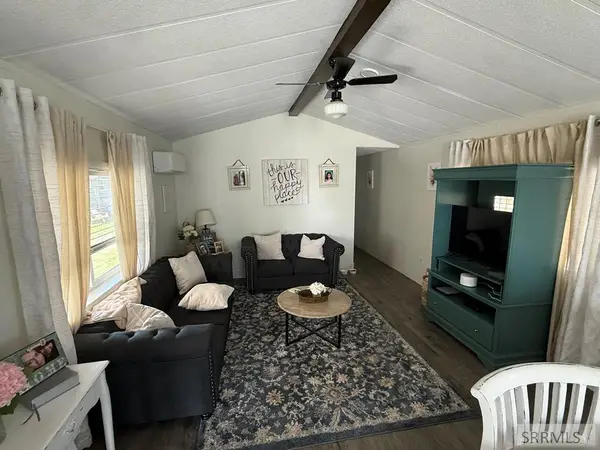 1347 Huckleberry St, IDAHO FALLS, ID 83401
