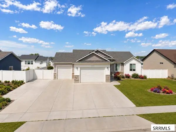 3898 Catalina Avenue, IDAHO FALLS, ID 83401