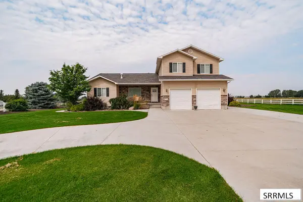 1079 2700 W, REXBURG, ID 83440