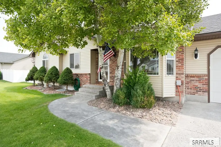 619 Holladay Circle, Ammon, ID 83406 - #2