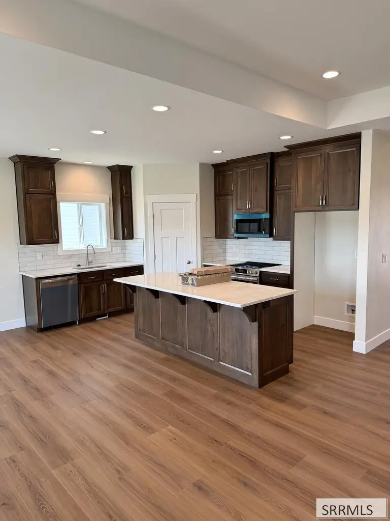 340 Copper Bell Dr, Shelley, ID 83274 - #3