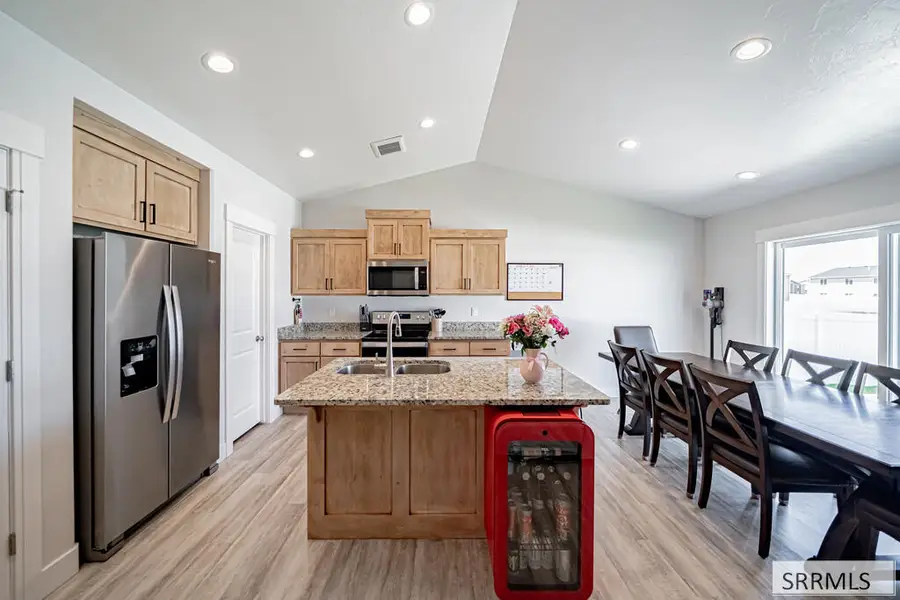 3699 Bate Street, Idaho Falls, ID 83401 - #3