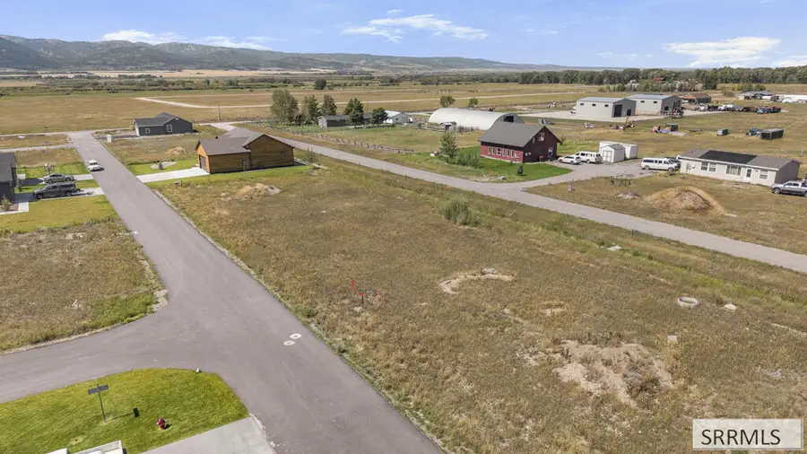 882 Stone Crop Rd, Victor, ID 83455 - #3