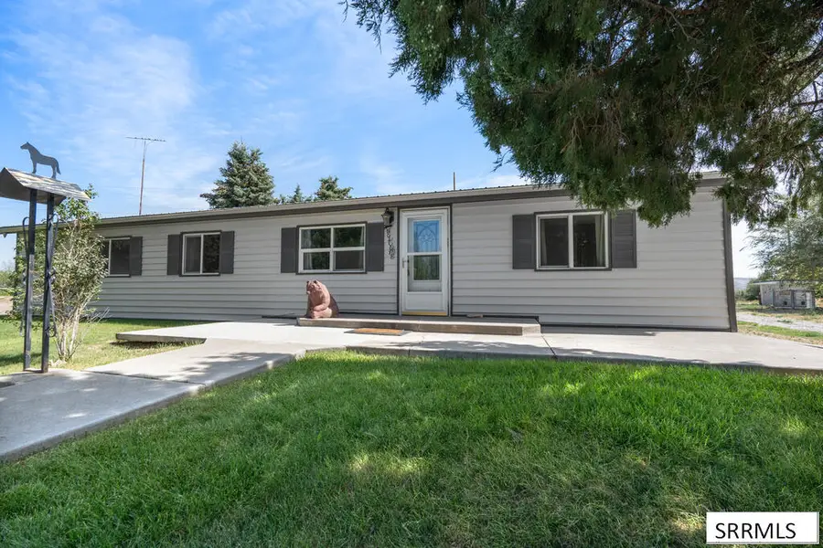 648 97th S, Idaho Falls, ID 83401 - #2