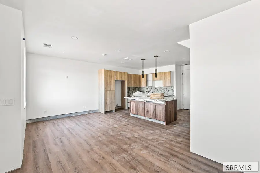 287 S Agate #E2, Victor, ID 83455 - #3