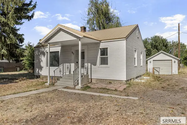 957 Shilling Avenue, BLACKFOOT, ID 83221