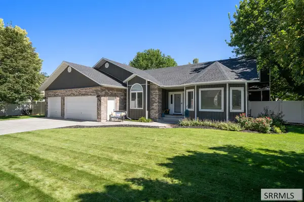 2649 Waterford Lane, IDAHO FALLS, ID 83401