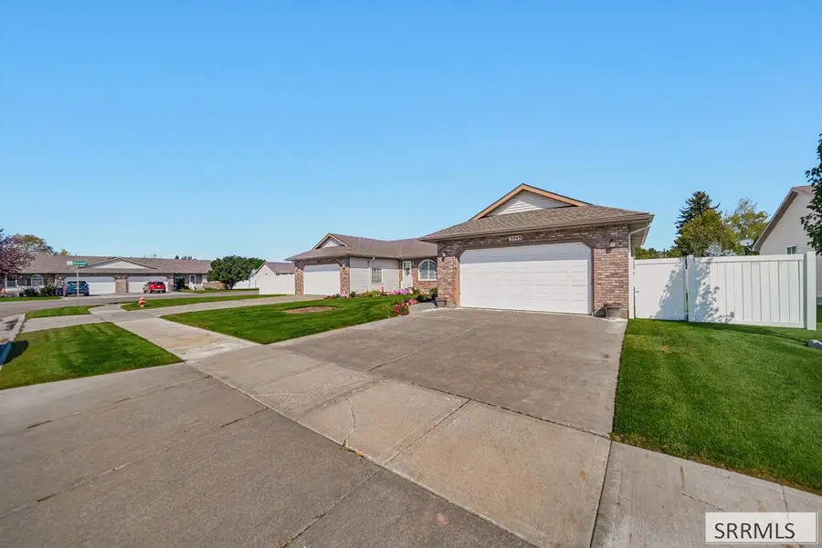 3049 Brookstone Circle, Ammon, ID 83406 - #2