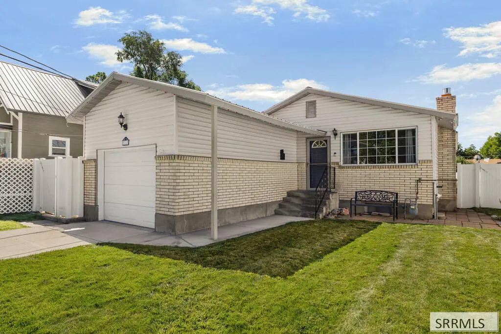 71 3rd W, Rexburg, ID 83440 - #1