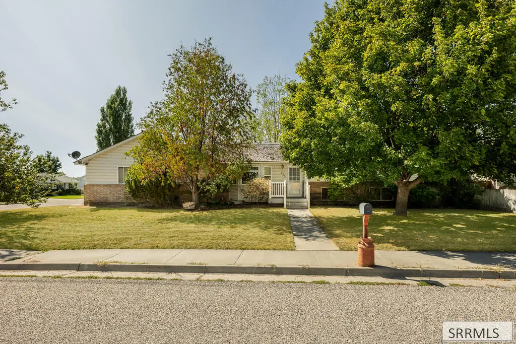 820 Adam Lane, Idaho Falls, ID 83401 - #1