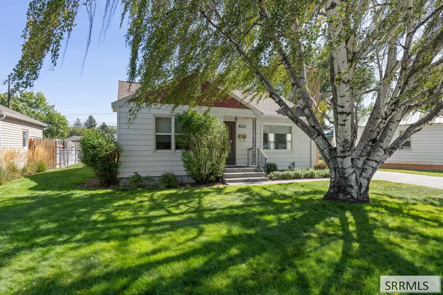 822 Crestmont Avenue, Idaho Falls, ID 83402 - #3