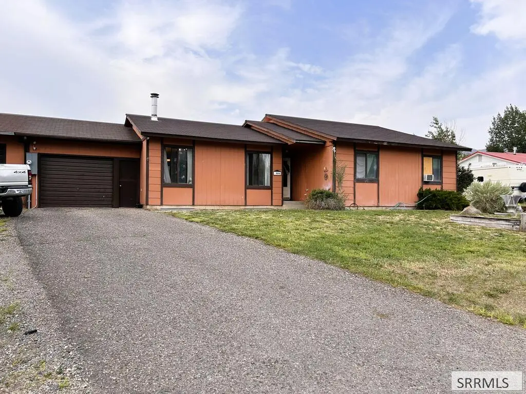 1010 11th Street, Challis, ID 83226 - #1