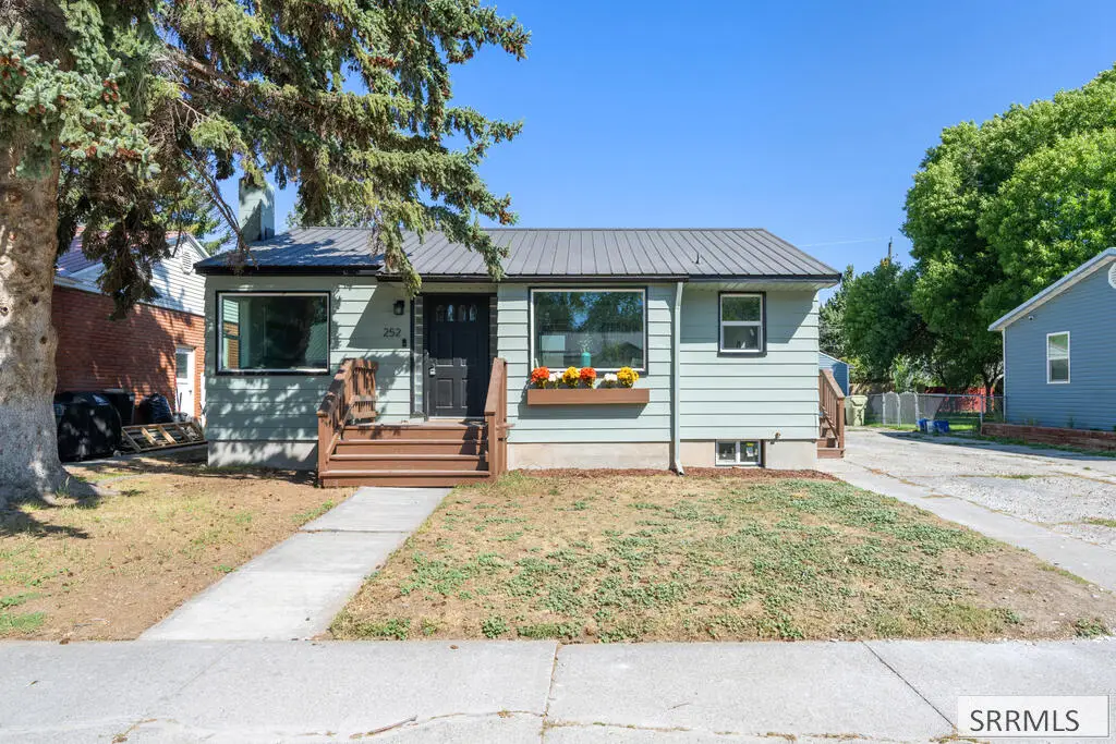 252 16th Street, Idaho Falls, ID 83402 - #1