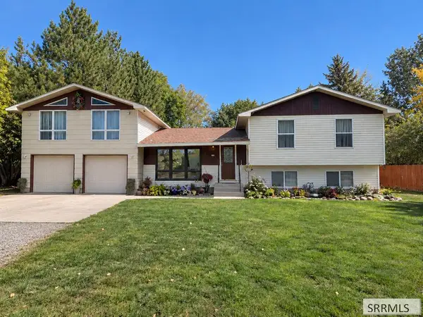 934 Elizabeth, REXBURG, ID 83440