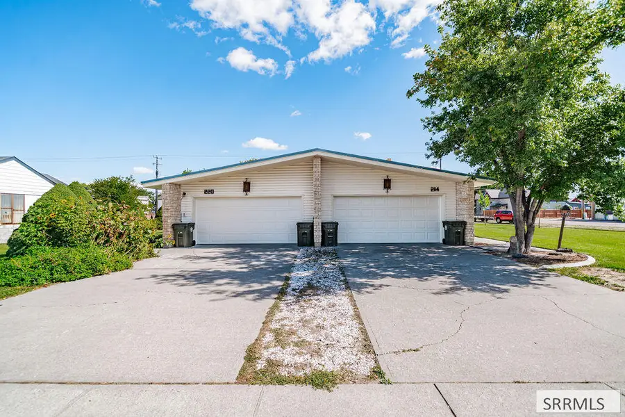 220 Main Street, Blackfoot, ID 83221 - #2